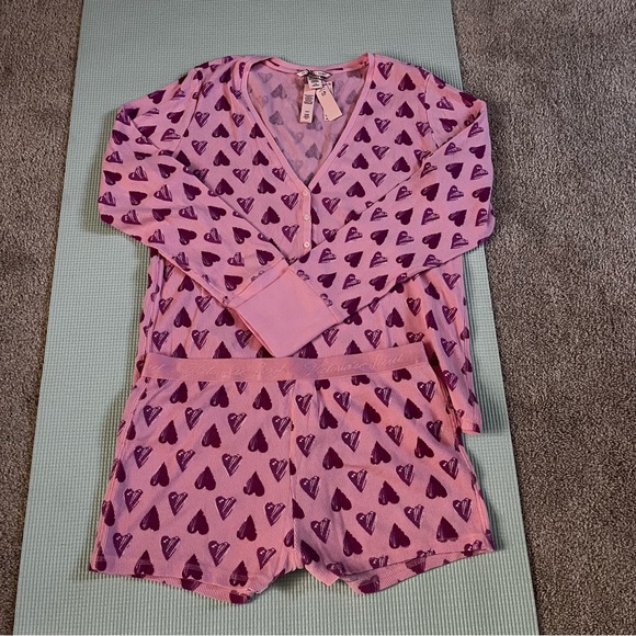 Victoria’s Secret Heart Pajama Set Size large - Picture 14 of 16